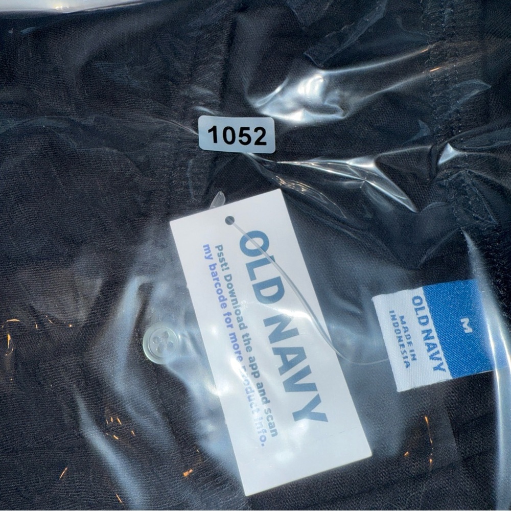 Old navy woman’s Puff-Sleeve Blouse Sz medium‎  black New NWT - Picture 14 of 14